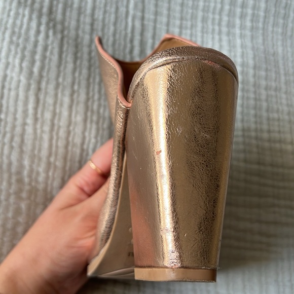 Qupid Rose Gold Metallic Heels - Picture 8 of 10